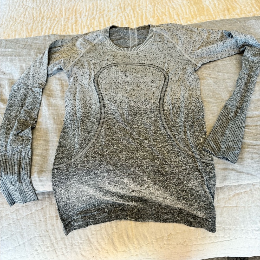 Lululemon Swiftly Tech Ombré size 8